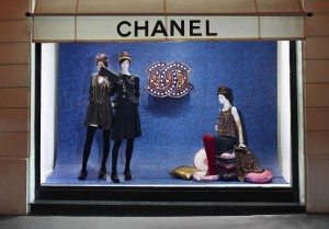 Chanel-Window-Shopping-Paris-Byzance-DESIGNSCENE-net-02