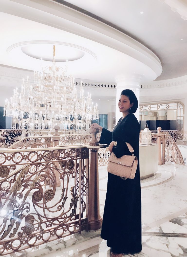 Dubai Instagram Bloggers Get Marketing, Styling and Personal Shopper Training from the Sterling Style Academy Dubai