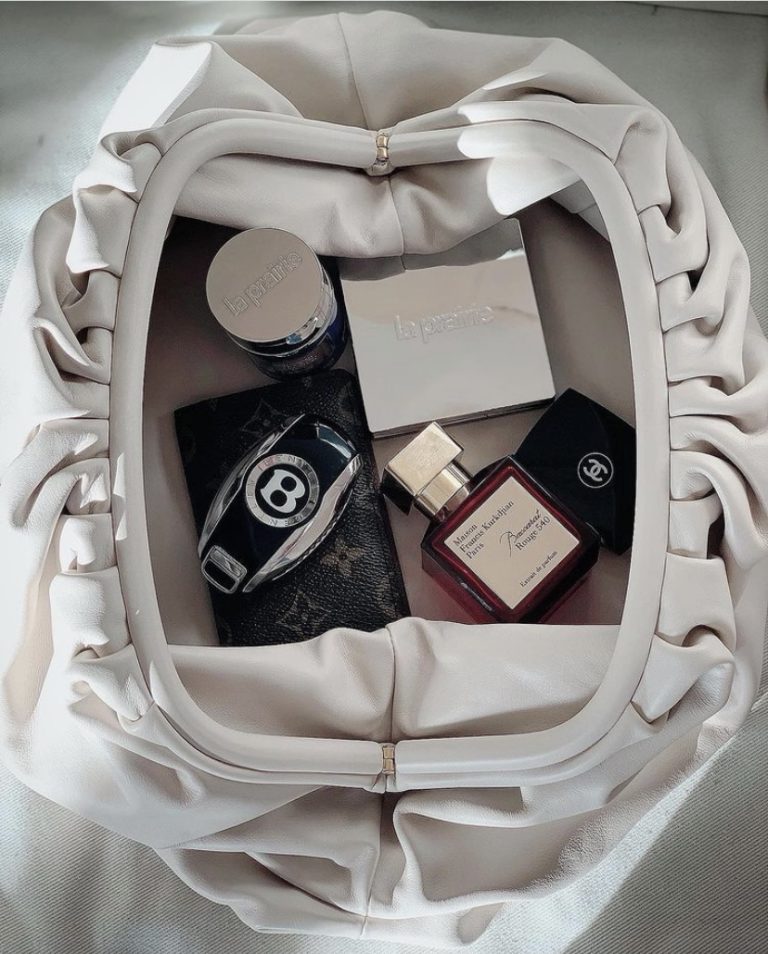 Bottega Veneta IT Brand 2020 – 2021 Shop Now