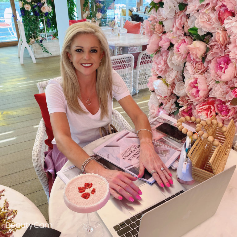 Dubai Image Consultant & Abu Dhabi Self-Image Coach – Michi Smith