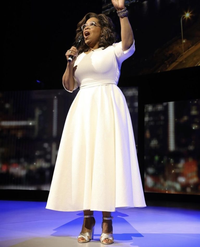 35 Piece Professional Plus Size Capsule Wardrobe Women