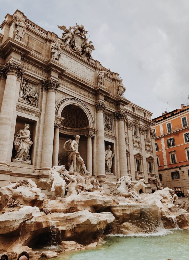 trevi fountain visiting Rome