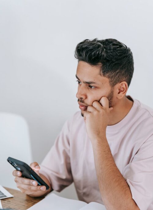 Blue Tuxedos for Men: The Impact of Social Media on Men’s Fashion Trends