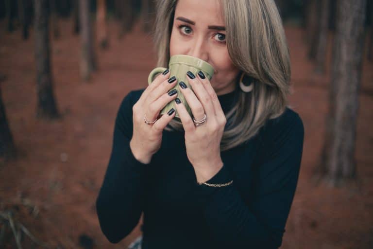 Can Autumns have ashy grey hair?